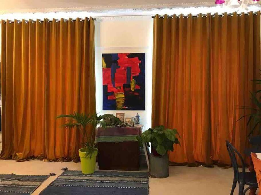 Stunning Arty Apartment In The Heart Of Clifton Bristol Eksteriør billede