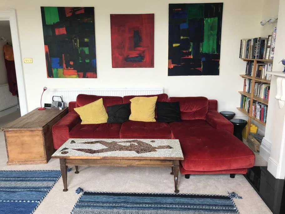 Stunning Arty Apartment In The Heart Of Clifton Bristol Eksteriør billede